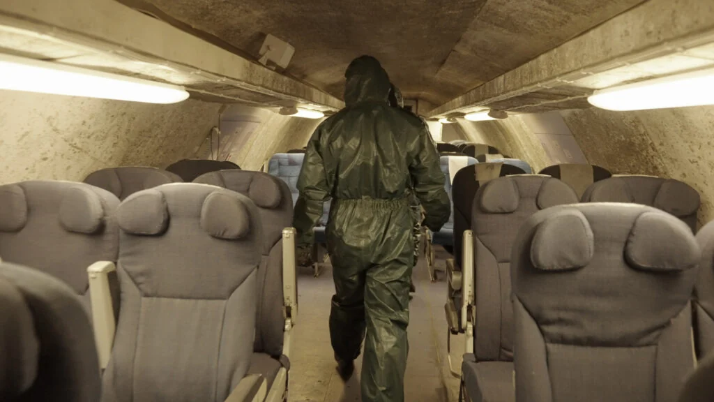 Genom att kombinera praktisk operativ erfarenhet med specialistkompetens bidrar vi till välgrundade beslut i komplexa och snabbt föränderliga situationer.